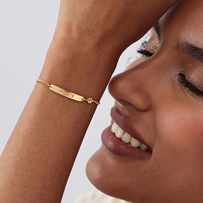 Women's Custom Engraved 18K Gold Plated Bar Name Bracelet